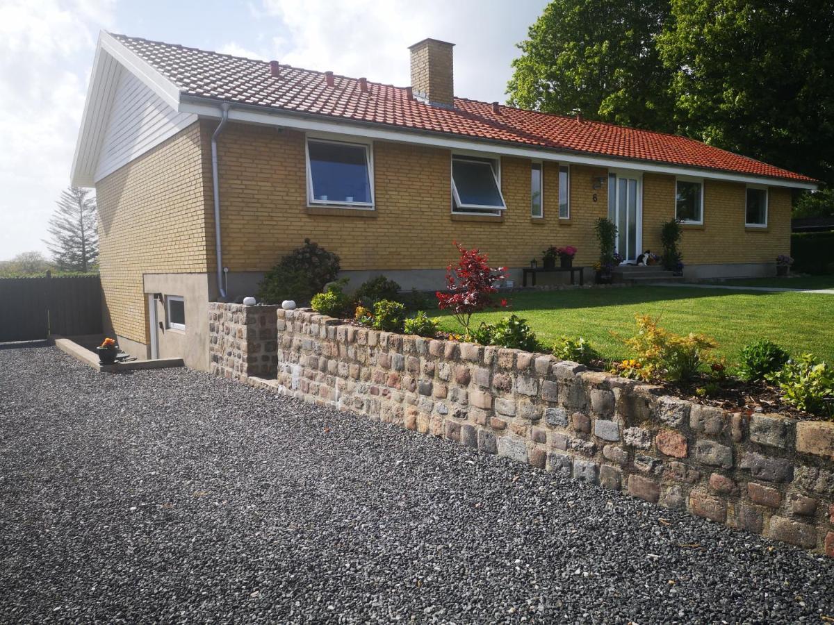 Kastanievejens Overnatning Svendborg Esterno foto