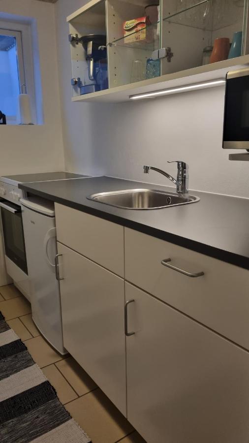 Kastanievejens Overnatning Svendborg Esterno foto